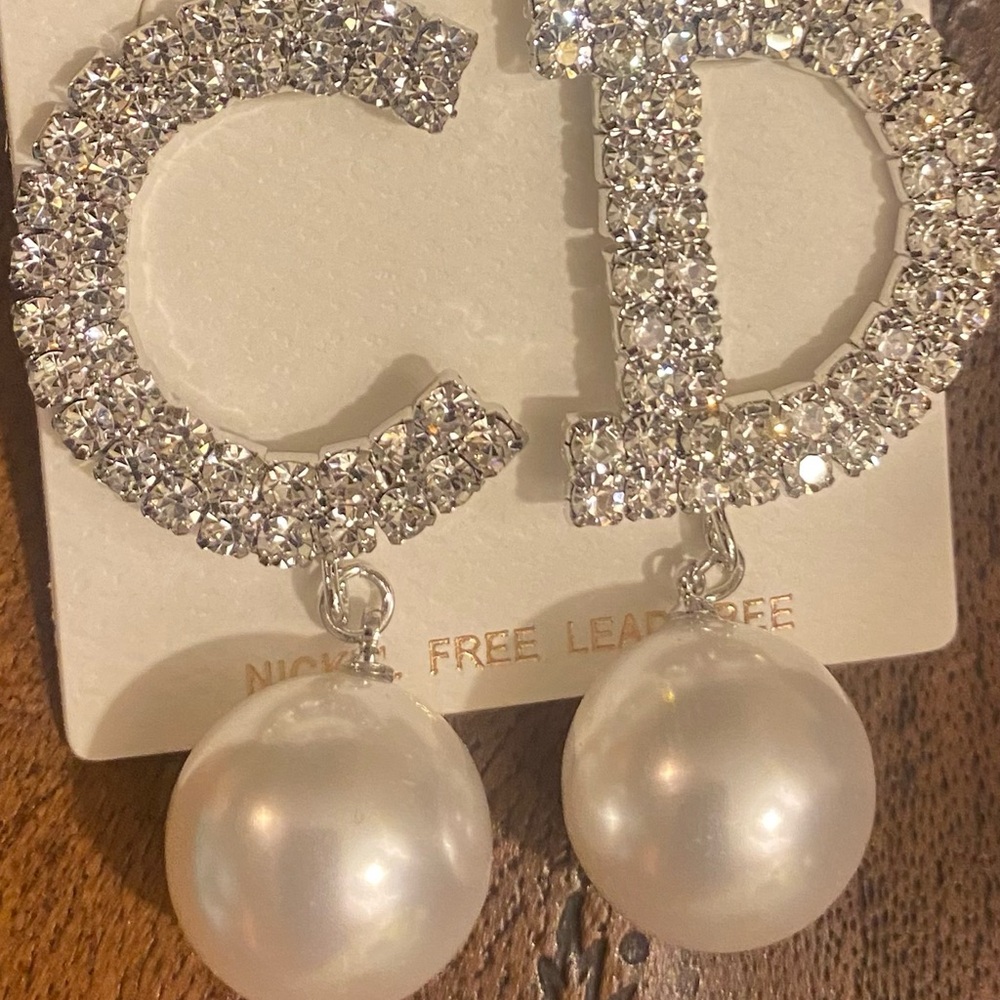 CD Silver and Crystal with Pearl Earrings